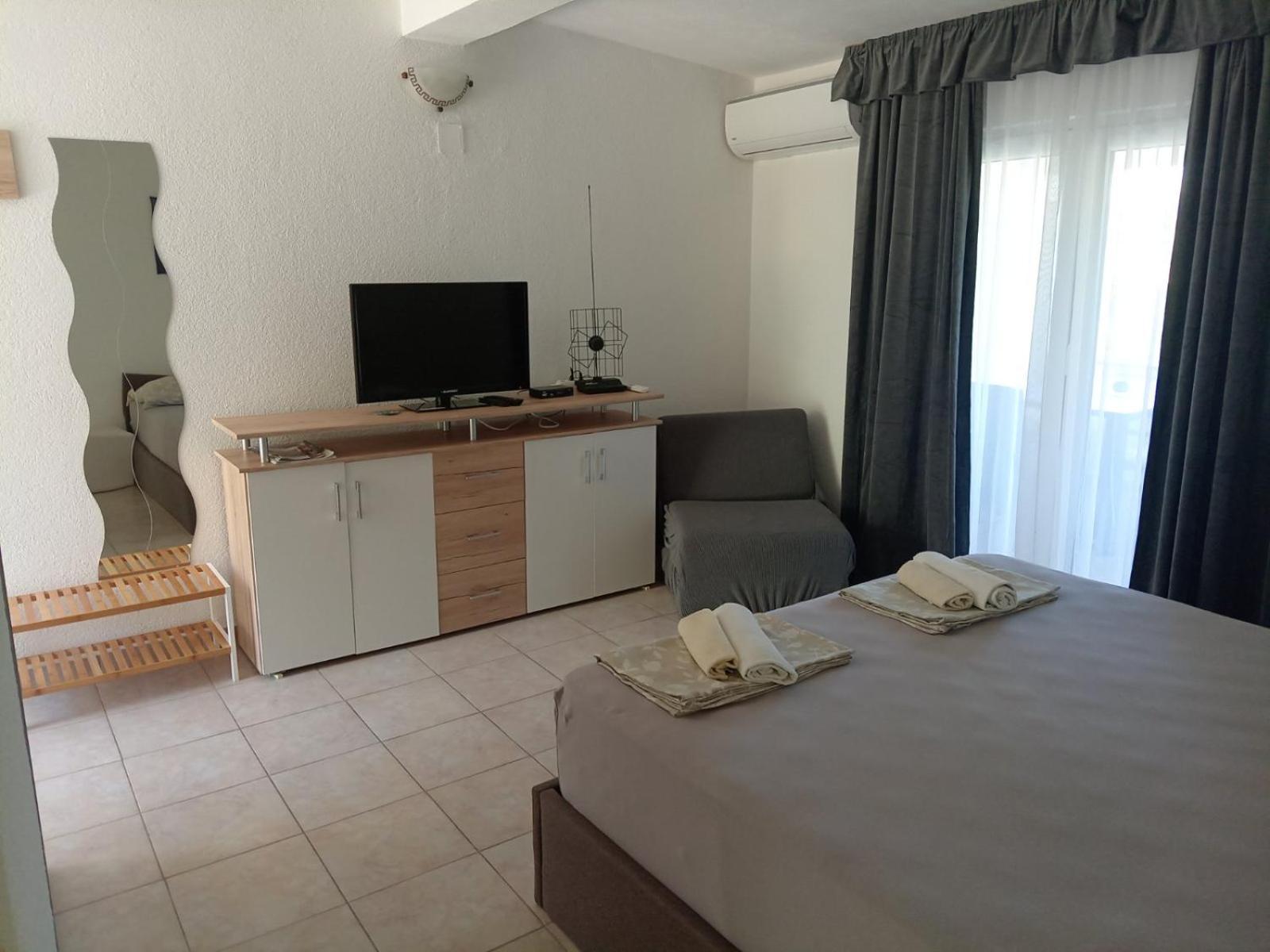 Apartments Seso Đảo Pag Ngoại thất bức ảnh